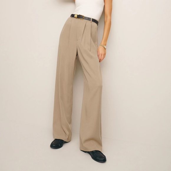 Reformation Mason Brown pant, originally $258. Size 6 - Picture 1 of 2